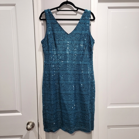 SD Collection Floral Lace Sequin Dress - Picture 1 of 13